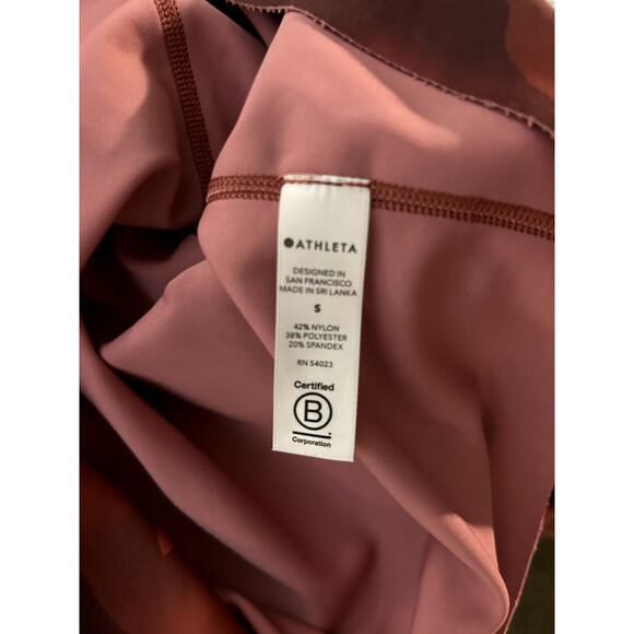 Athleta Pinnacle Hoodie in Mantra Camo Size Small - Picture 7 of 9